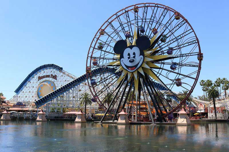 Disneyland California w/ Lightning Lane Multi Pass